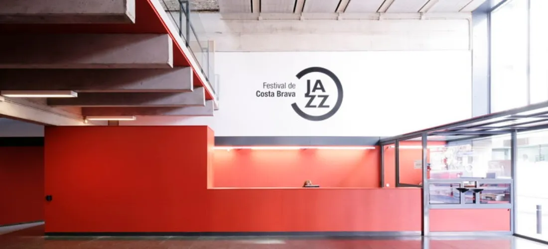 TEATRE PALAFRUGELL. Nitidus